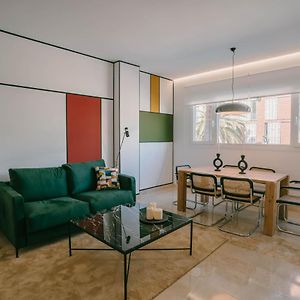 Malaga Sunshine Rentals - New Picasso Plaza -